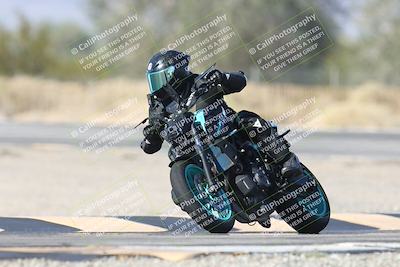 media/Dec-01-2025-Moto Forza (Mon) [[2daa91e15f]]/2-Intermediate Group/Session 3 (Turn 3)/